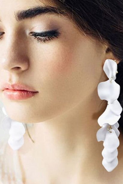 FALLING PETALS EARRINGS in 9 COLORS