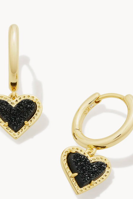 KENDRA SCOTT ARI HEART STUD EARRINGS ~ Gold