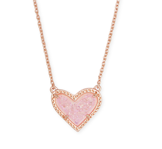 KENDRA SCOTT ARI HEART SHORT PENDANT ~ Gold NECKLACES