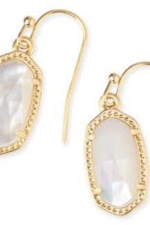 KENDRA SCOTT LEE DROP EARRINGS