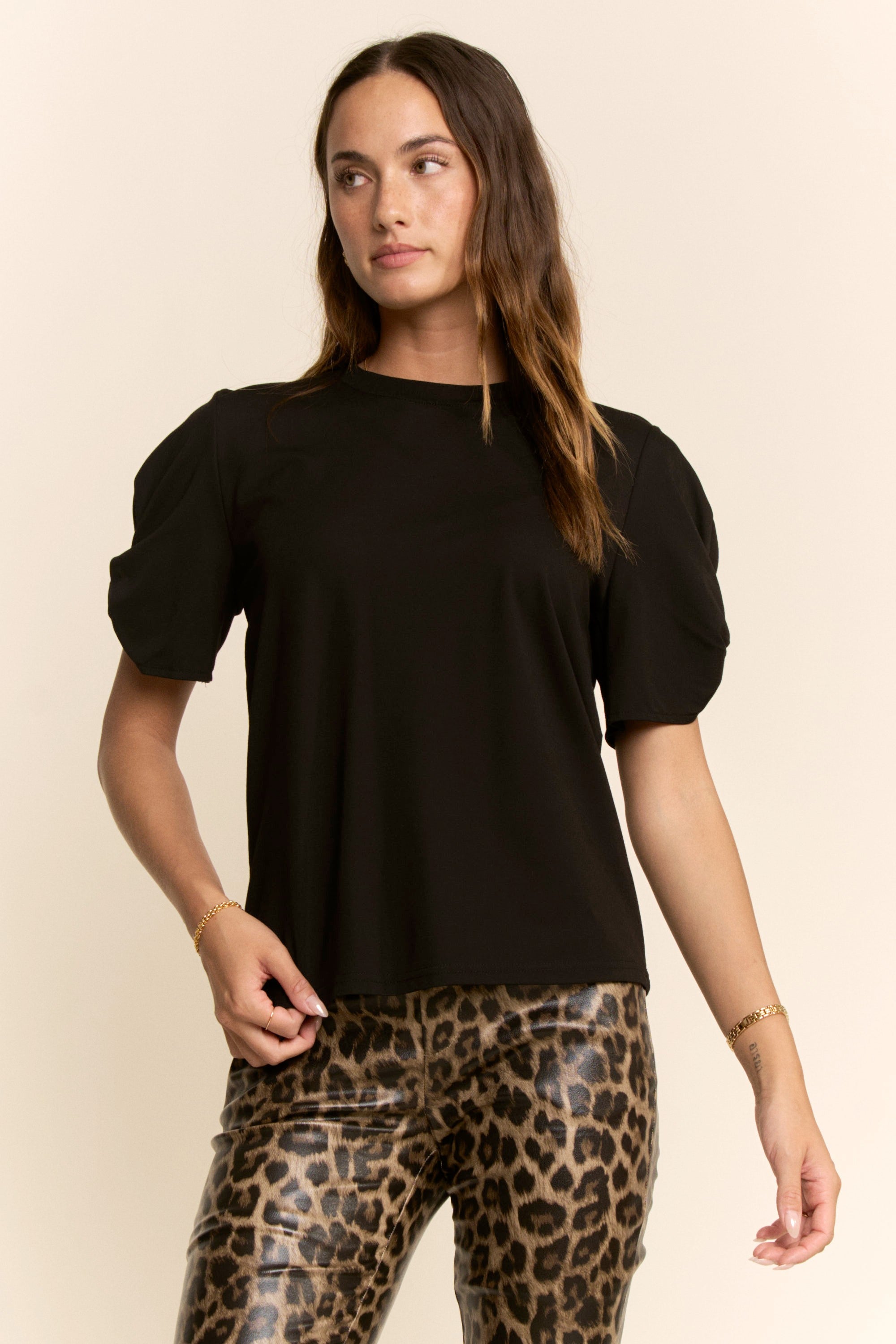 ALICE ROUCHE SLEEVE TEE