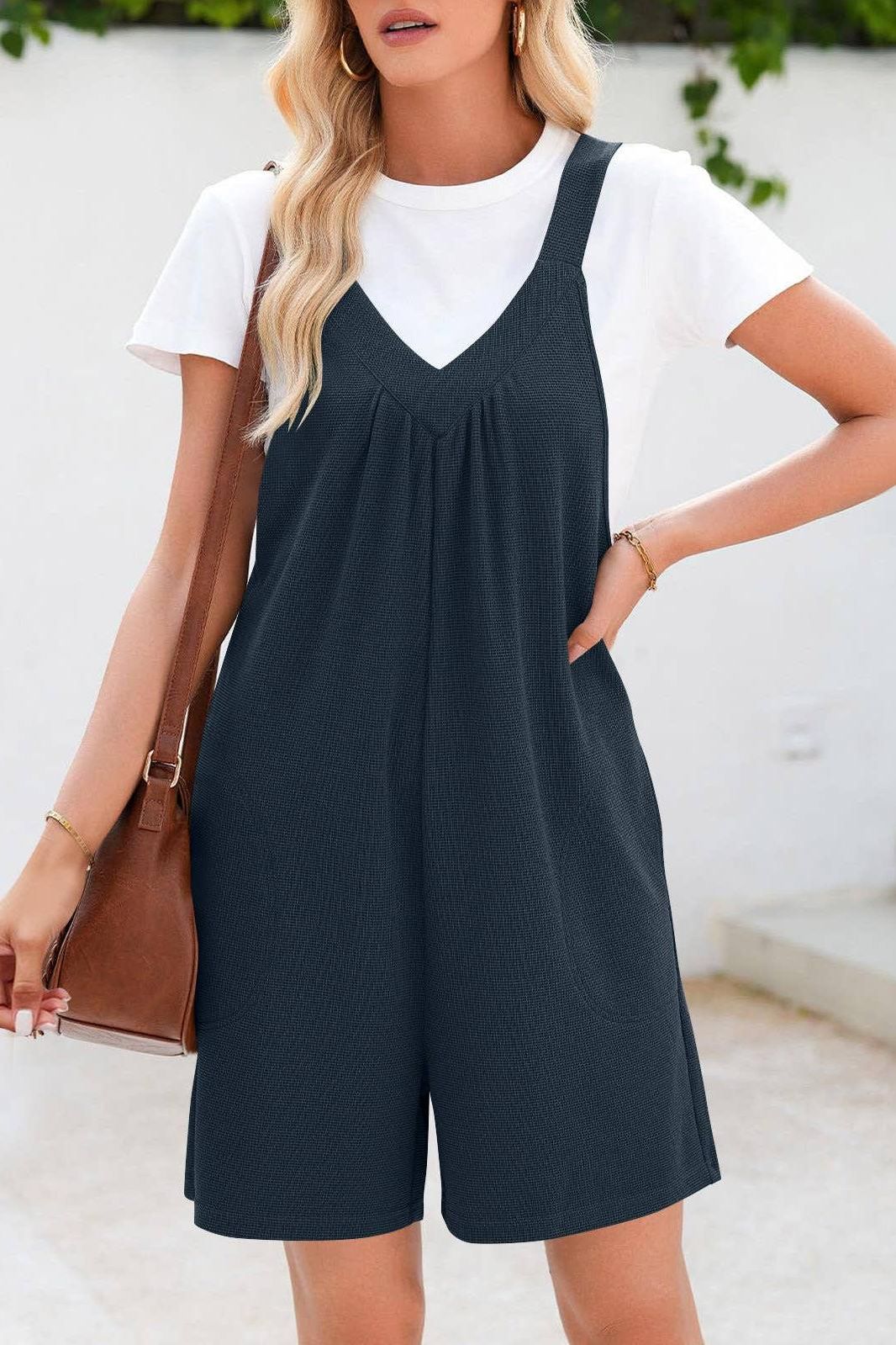 V-neck romper in Black 4523