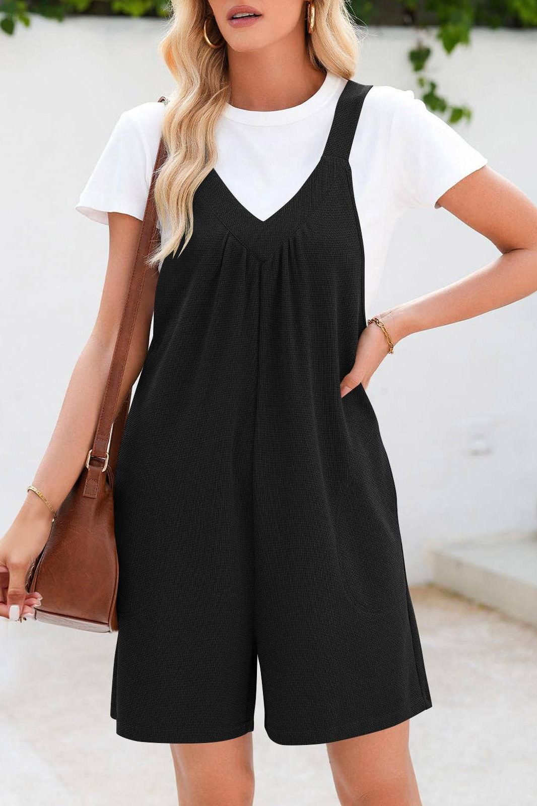 V-neck romper in Black 4523