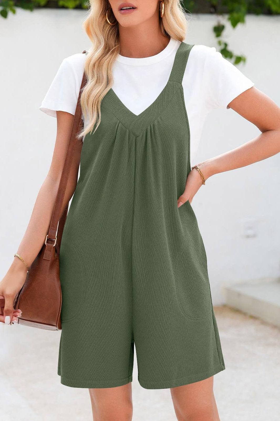 V-neck romper in Black 4523