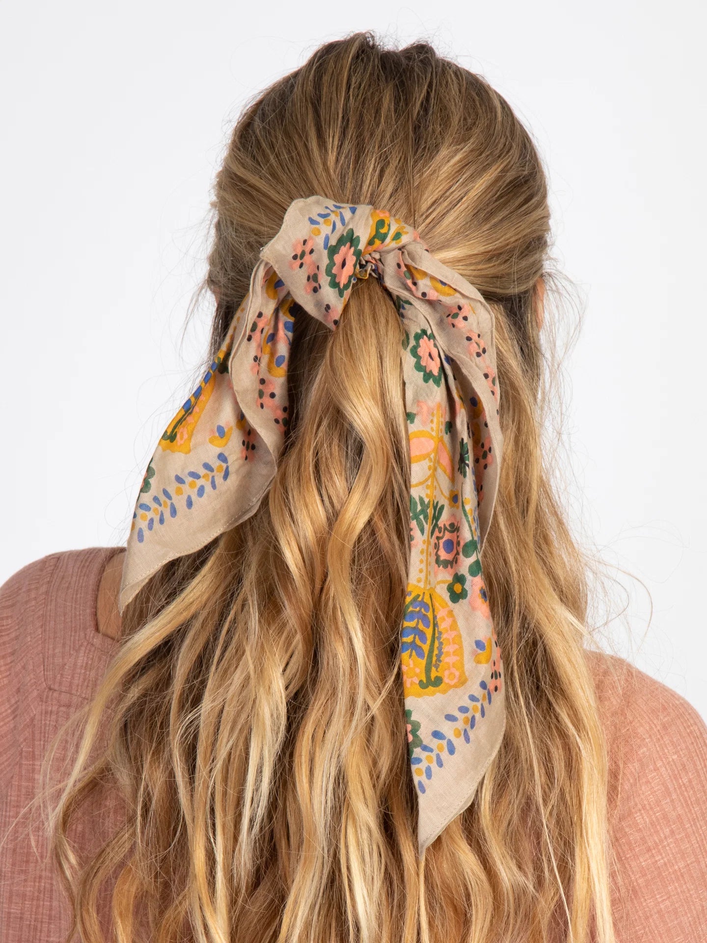 NATURAL LIFE SCRUNCHIE
