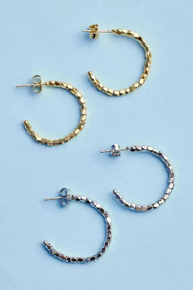 PURA VIDA EARRINGS, DIAMOND CUT HOOP Silver