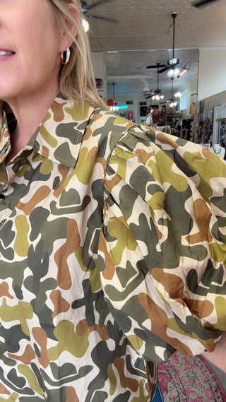 PRAIRIE PUFF CAMO TOP