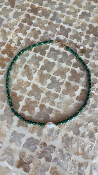 BRACHA 518 TAJ MALACHAITE WITH PEARL NECKLACE