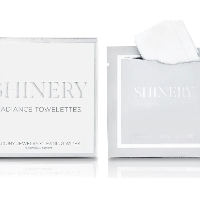 Shinyer Radiance Towelettes packaging with a white background