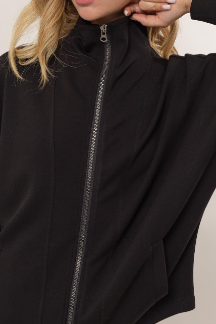 ZIP UP JACKET in BLACK 989