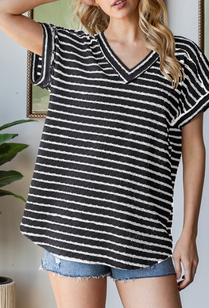TOP in BLACK/CREAM 7484