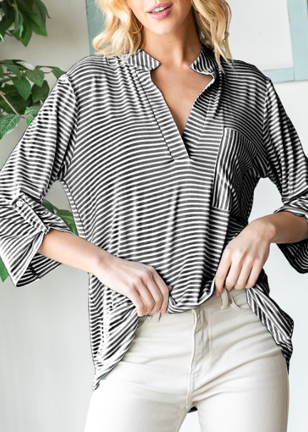 TOP in BLACK/IVORY 7639