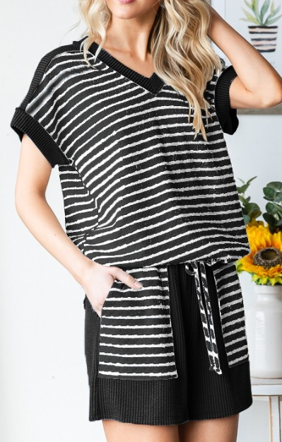 TOP or SHORTS in BLACK/CREAM