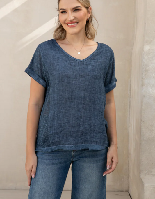 BREEZY TEE in NAVY