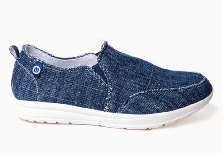 MINNETONKA WOMEN'S EXPANSE in DENIM