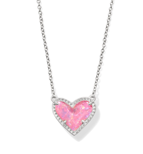 KENDRA SCOTT ARI HEART SHORT PENDANT ~ RHODIUM