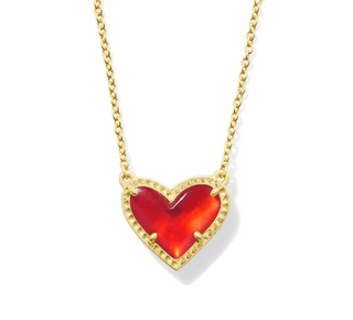 KENDRA SCOTT ARI HEART SHORT PENDANT ~ Gold NECKLACES