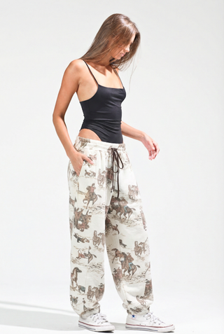 NB80007-5 Horse Print Elastic Waist Cuffed Sweatpants: CREAM COMBO / M