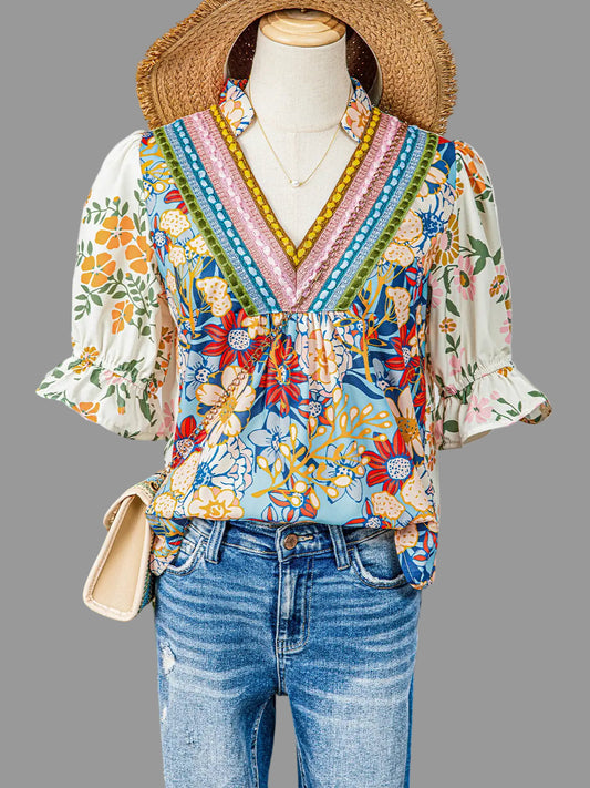 FLORAL EMBROIDERED TOP