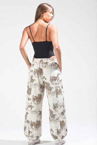 NB80007-5 Horse Print Elastic Waist Cuffed Sweatpants: CREAM COMBO / M