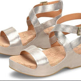 KORK-EASE YADIRA in GOLD METALLIC
