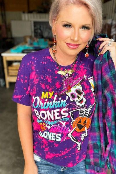 X 496 DRINKING BONES TEE SIZE SMALL
