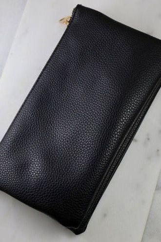 AMBER'S PERFECT PURSE